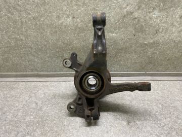 Кулак поворотний прав. FORD ESCAPE 19 -