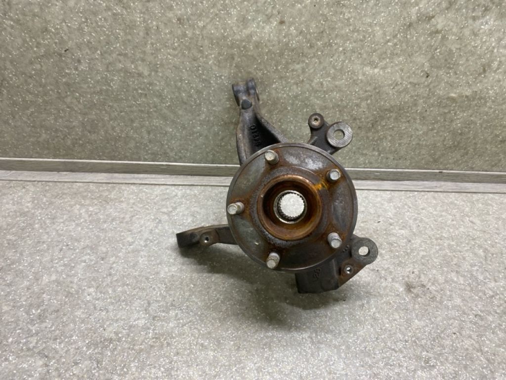 LX6Z-3K185-B | Кулак поворотний прав. FORD ESCAPE 19 - - Фото 2