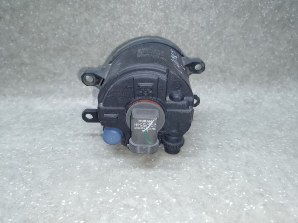 81220-0D041 | Протитуманна фара лів. TOYOTA CAMRY 40 06-11 - Фото 3