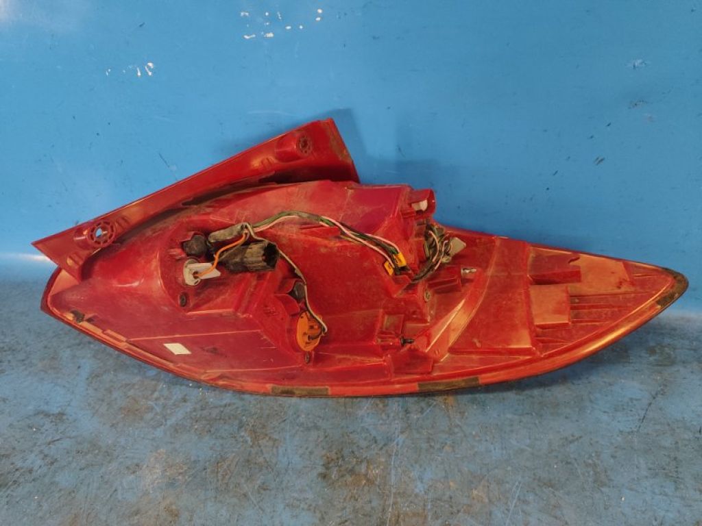 92401-2V010 | Фонарь наружный лев. HYUNDAI VELOSTER 11-18 - Фото 5