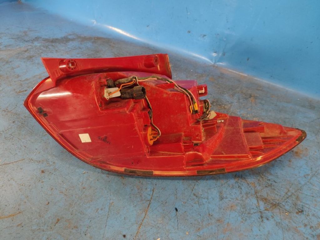 92401-2V010 | Фонарь наружный лев. HYUNDAI VELOSTER 11-18 - Фото 6