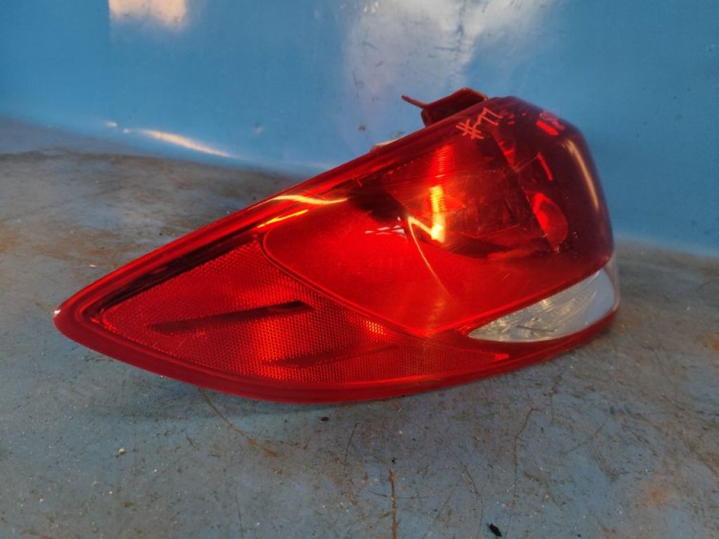 92401-2V010 | Фонарь наружный лев. HYUNDAI VELOSTER 11-18 - Фото 8