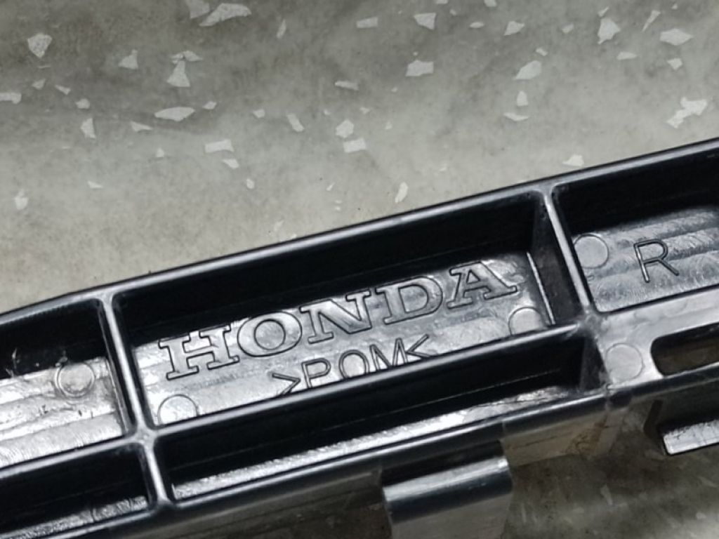 71593-TY2-A01 | Кронштейн заднего бампера прав. ACURA RLX 13-20 - Фото 3