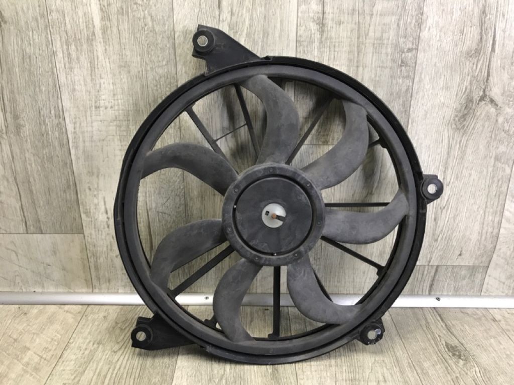 68102116AA | Диффузор вентилятора основного радиатора DODGE JOURNEY 08-20