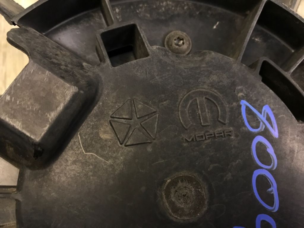 68102116AA | Диффузор вентилятора основного радиатора DODGE JOURNEY 08-20 - Фото 3