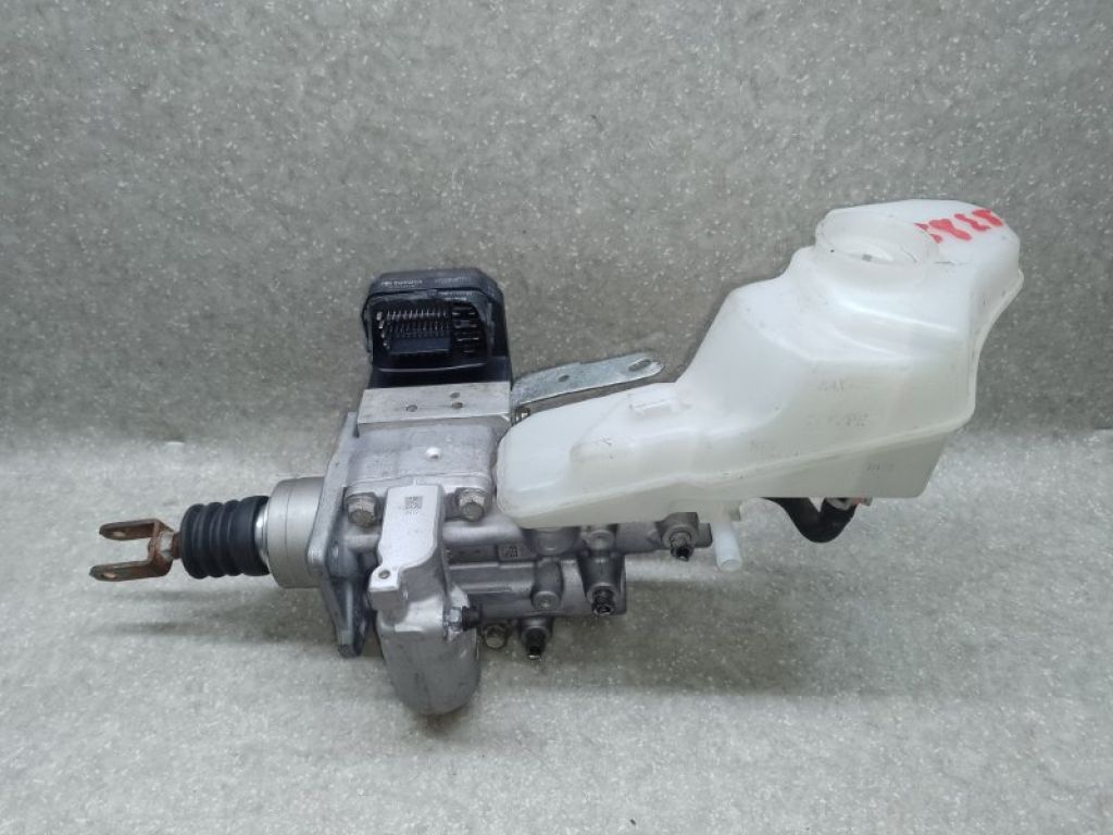 47050-47551 | Главный тормозной цилиндр TOYOTA PRIUS 16-