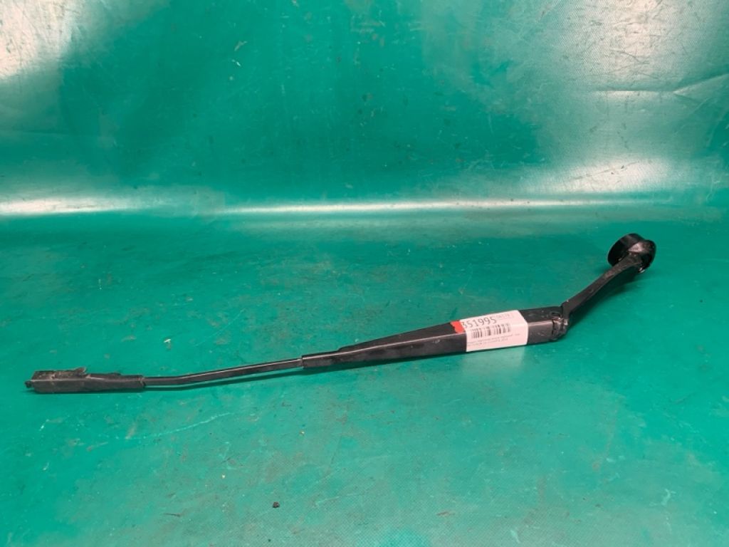 DS7Z-17526-A | Повідець склоочисника передній прав. FORD FUSION 14-