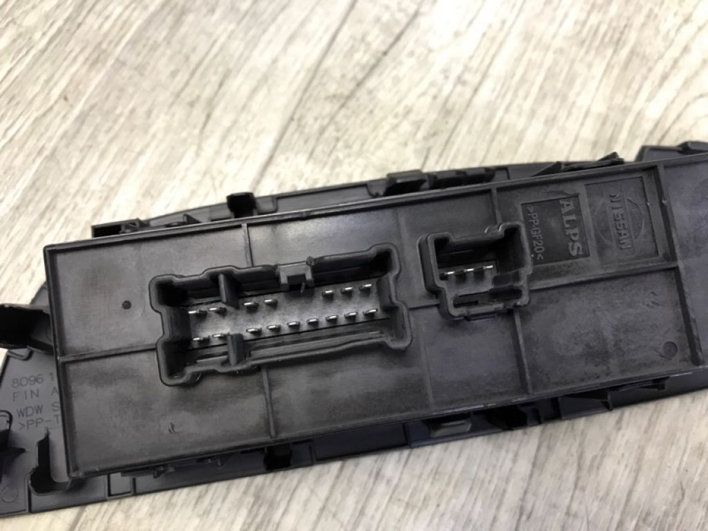 25401-4BA5A | Блок керування склопідіймачами NISSAN X-TRAIL/ROGUE T32 13-20 - Фото 5