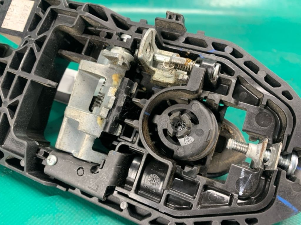 DS7Z-5422405-AAPTM | Ручка двери наружная задн. лев. FORD FUSION 14- - Фото 9