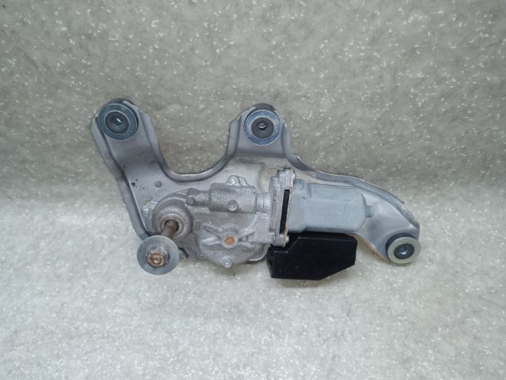 85130-47031 | Моторчик стеклоочистителя задн. TOYOTA PRIUS 16-