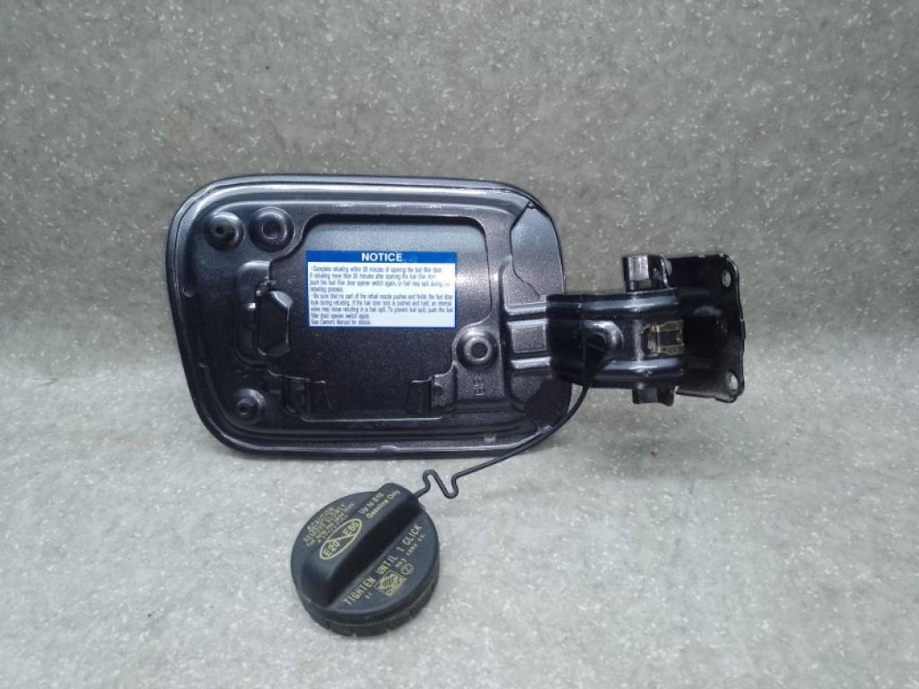 77350-47050 | Лючок топливного бака TOYOTA PRIUS 16- - Фото 2