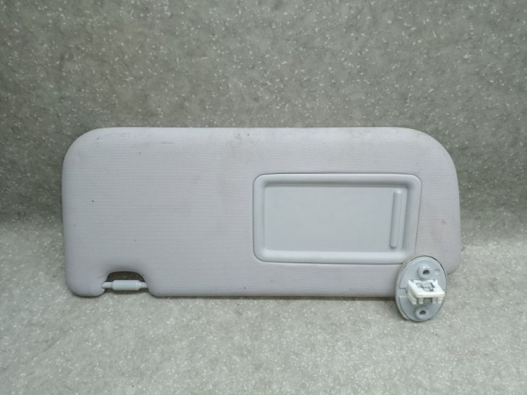 74320-47480-B0 | Козирок сонцезахисний лів. TOYOTA PRIUS 16- - Фото 2