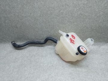 Бачок розширювальний TOYOTA PRIUS 16-