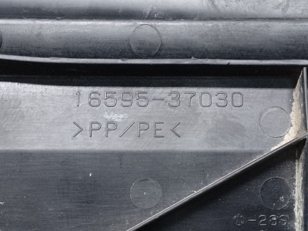 16595-37030 | Дефлектор радиатора лев. TOYOTA PRIUS 16- - Фото 3