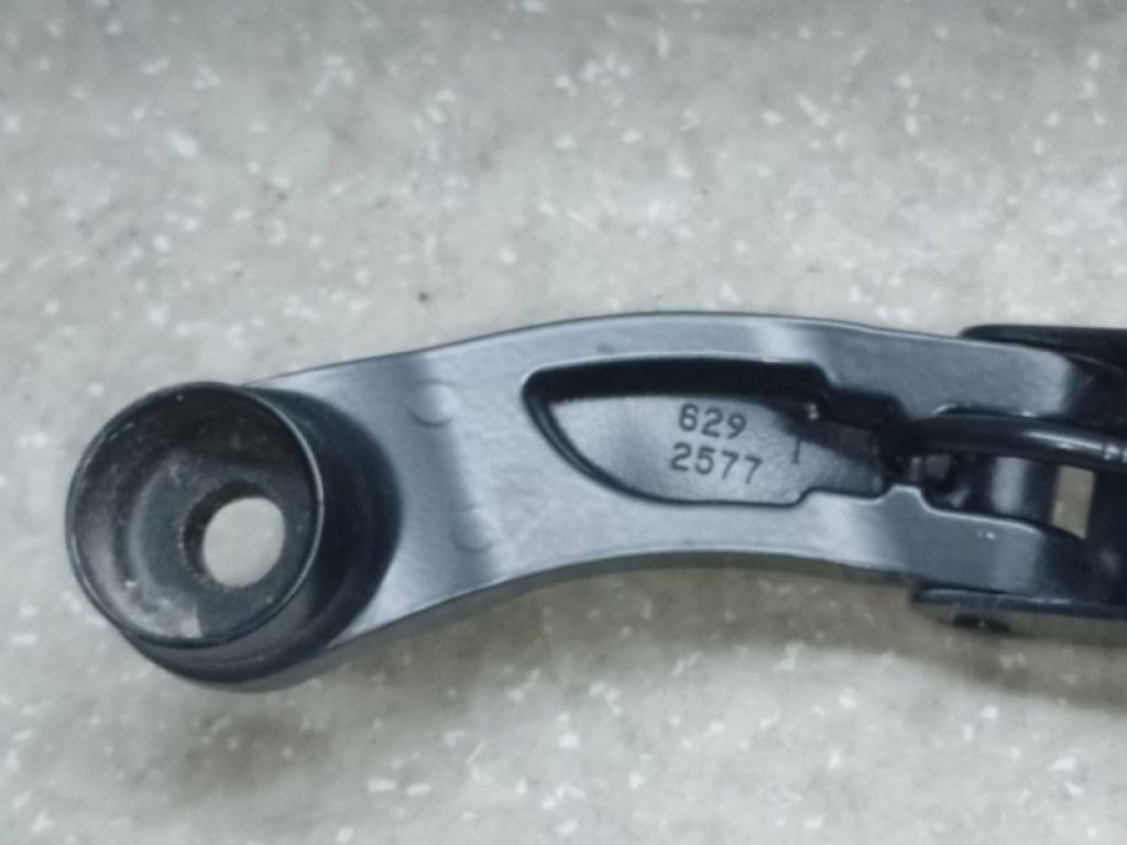 85221-47160 | Поводок стеклоочистителя передний лев. TOYOTA PRIUS 16- - Фото 3