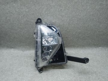 Денний ходовий вогонь прав. TOYOTA PRIUS 16-