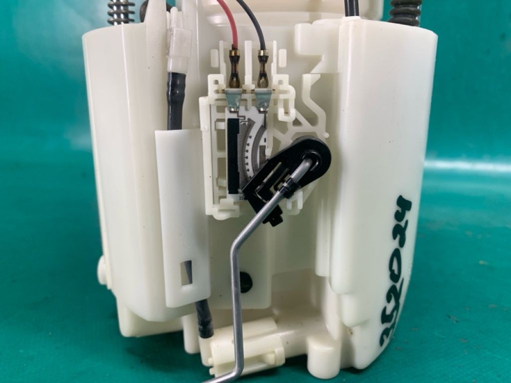 DG9Z-9H307-Y | паливний насос FORD FUSION 14- - Фото 5