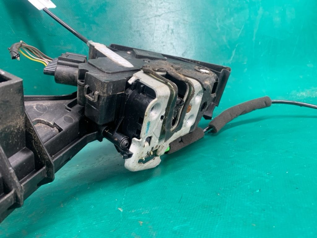 AE8Z-5426412-A | Замок двері задн. прав. FORD FUSION 14- - Фото 3