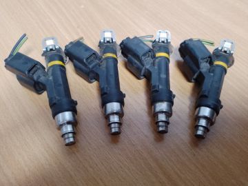 Форсунка топливная MAZDA 3 BK 03-08