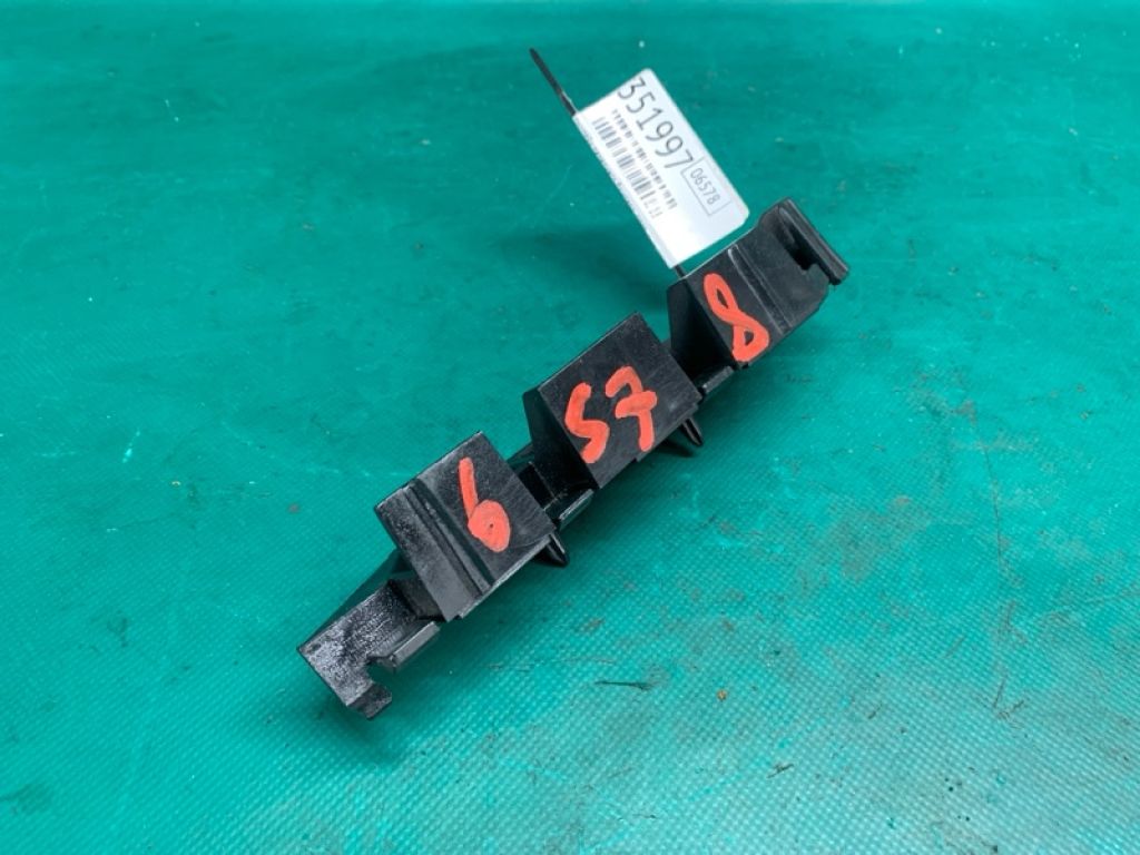 DS7Z-17C947-A | Кронштейн переднього бампера прав. FORD FUSION 14- - Фото 4