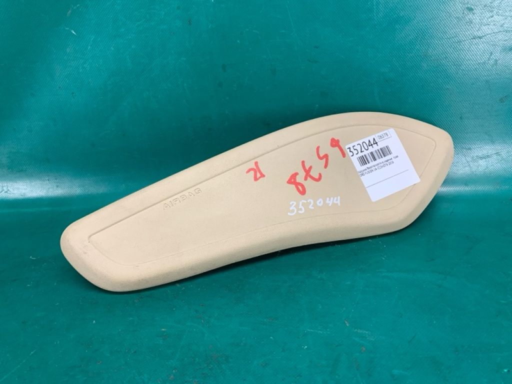 DG9Z-54611D10-AB | Подушка безпеки в сидінні прав. FORD FUSION 14-