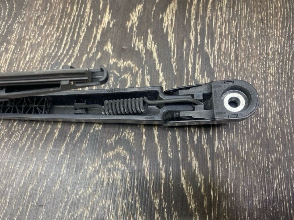 8253A029 | Поводок стеклоочистителя задний MITSUBISHI OUTLANDER XL 05-13 - Фото 3