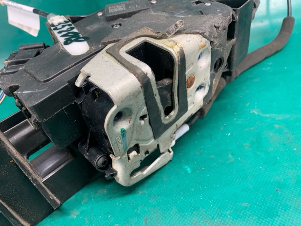 BE8Z-5421812-B | Замок двері передн. прав. FORD FUSION 14- - Фото 3