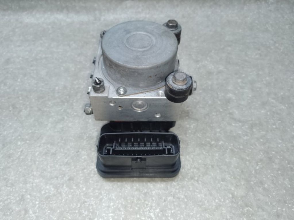 44050-47060 | Блок антиблокувальної системи TOYOTA PRIUS 16-