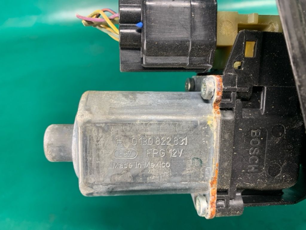 HS7Z-5423208-A | Стеклоподъемник передн. прав. FORD FUSION 14- - Фото 7