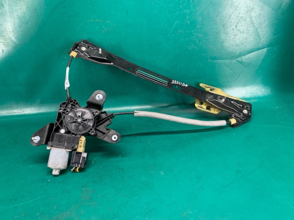 HS7Z-5427008-A | Стеклоподъемник задн. прав. FORD FUSION 14-