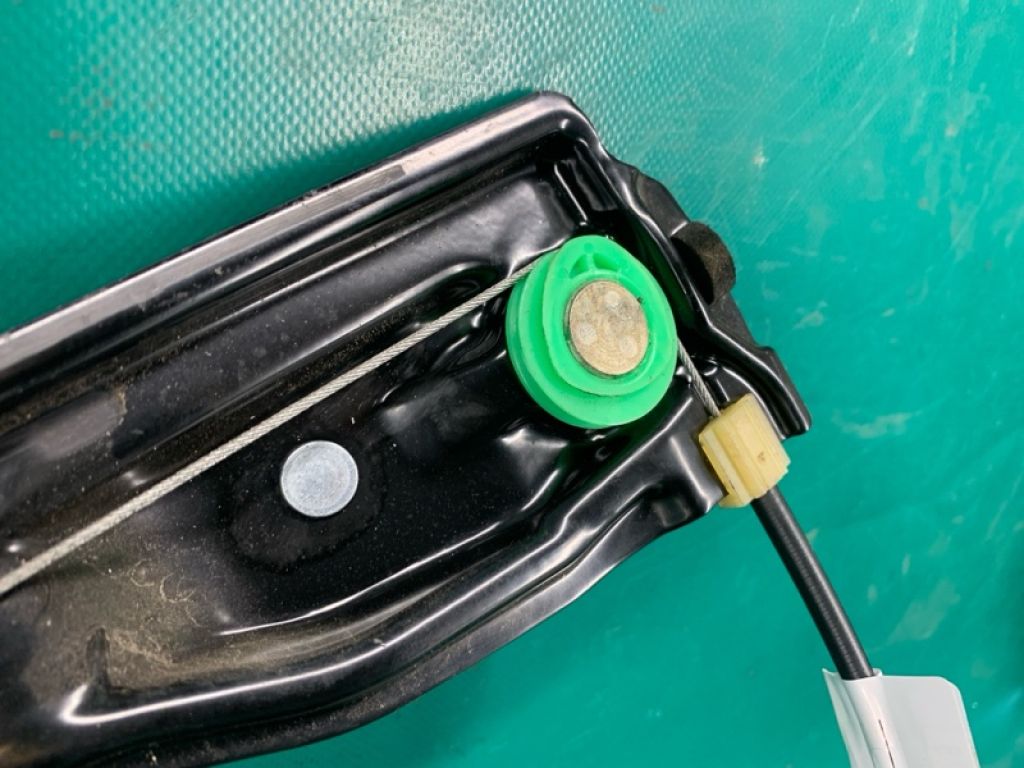 HS7Z-5427008-A | Стеклоподъемник задн. прав. FORD FUSION 14- - Фото 4