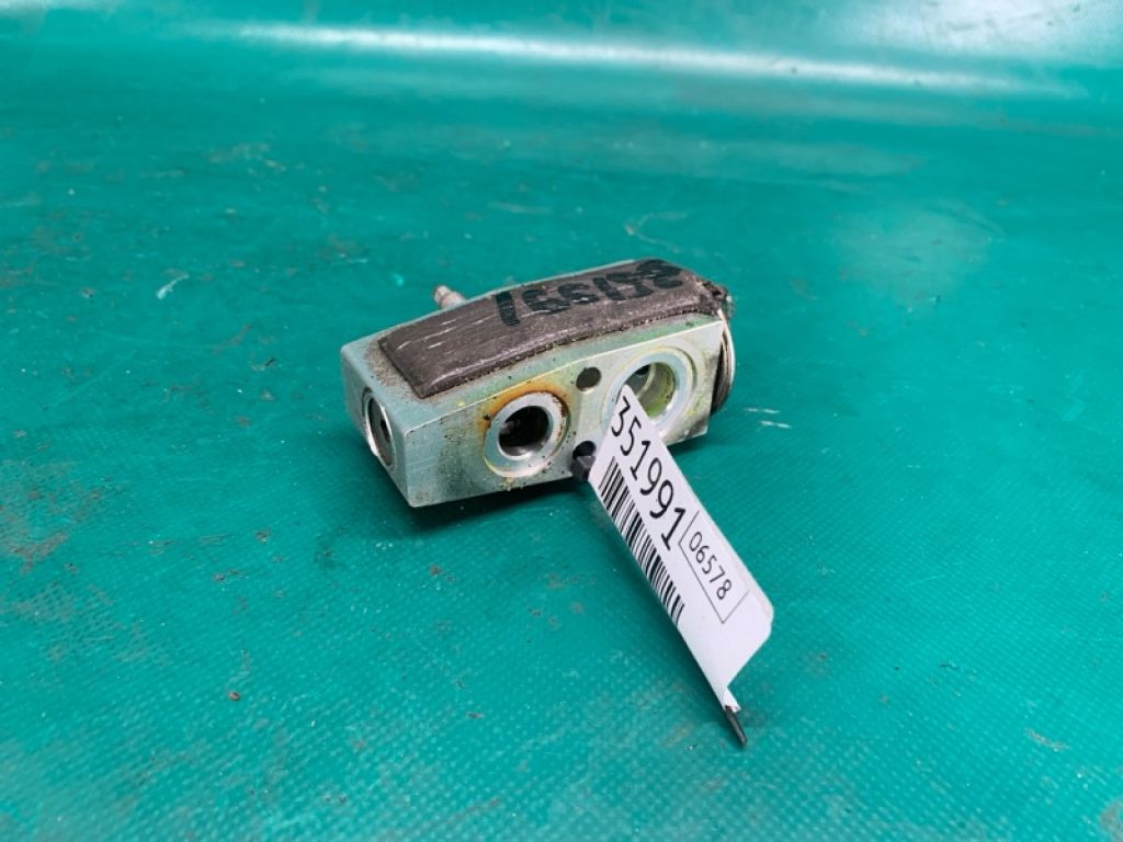 DG9Z-19849-B | Клапан кондиціонера FORD FUSION 14- - Фото 2