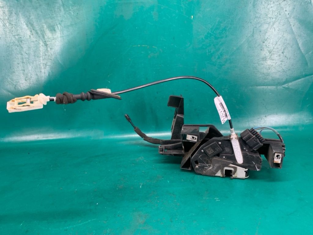 AE8Z-5421813-F | Замок двері передн. лів. FORD FUSION 14-