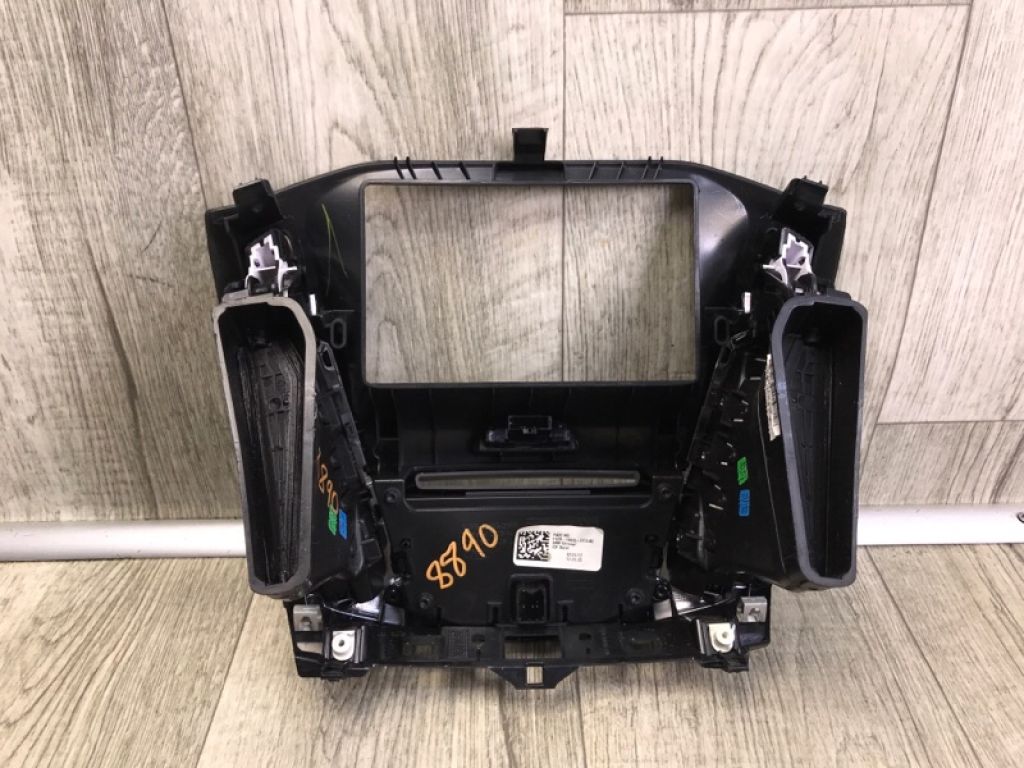 CV6Z-18C858-FA | Блок управления мультимедиа FORD FOCUS 10-18 - Фото 4