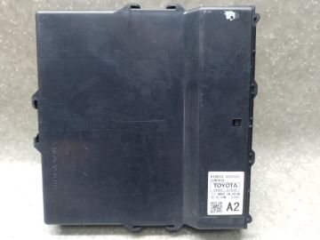 Блок електронний TOYOTA PRIUS 16-
