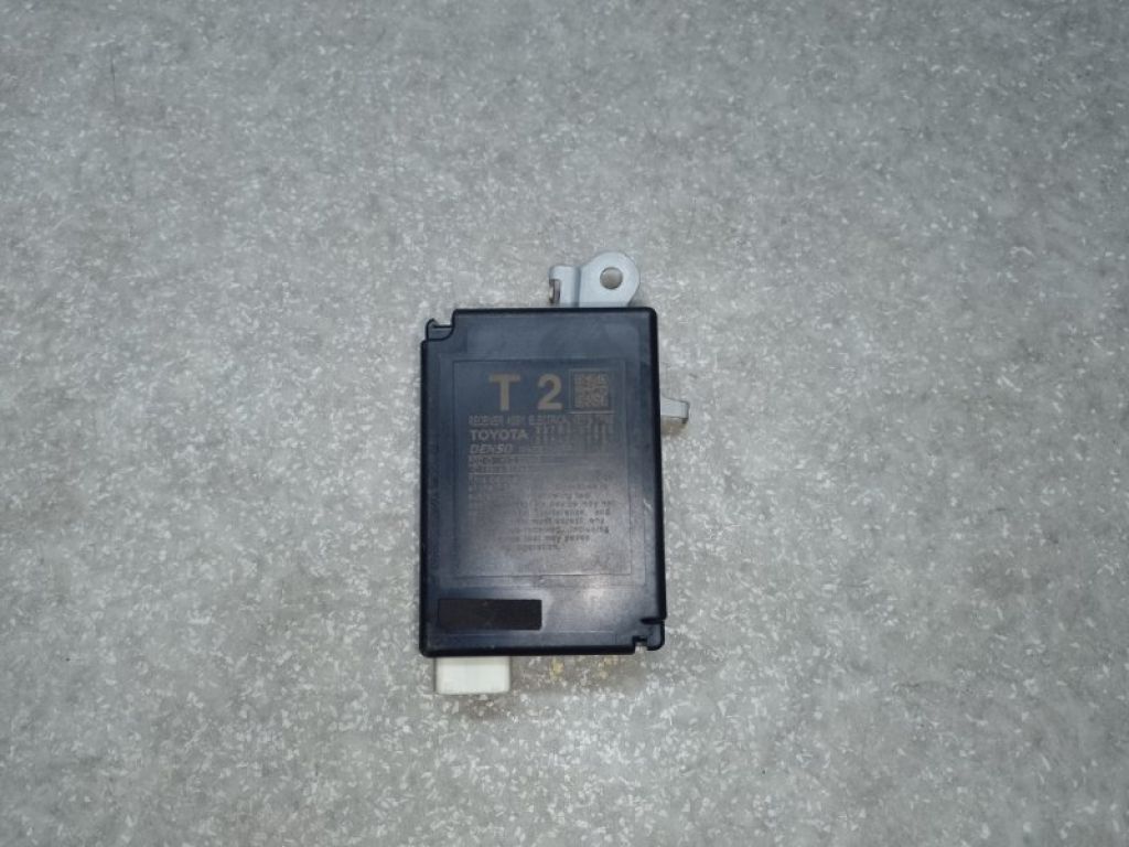 897B0-47020 | Блок керування тиском в шинах TOYOTA PRIUS 16-