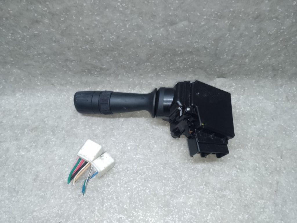 84652-42160 | Подрулевой переключатель прав. TOYOTA PRIUS 16- - Фото 3