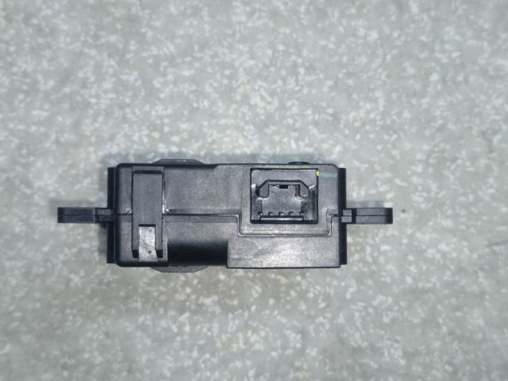 87106-48240 | Моторчик заслонки печки TOYOTA PRIUS 16- - Фото 3