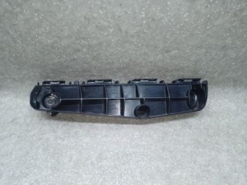 Кронштейн переднего бампера (на крыле) лев. TOYOTA PRIUS 16-