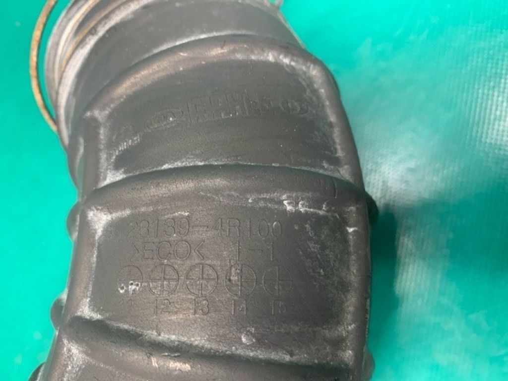 28130-4R100 | патрубок повітряного фільтра HYUNDAI SONATA YF 10-14 - Фото 5