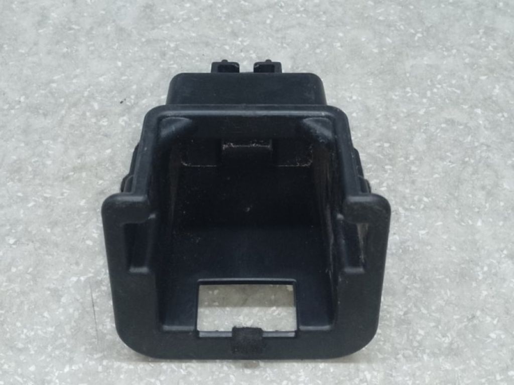 51962-47020 | Кронштейн TOYOTA PRIUS 16-