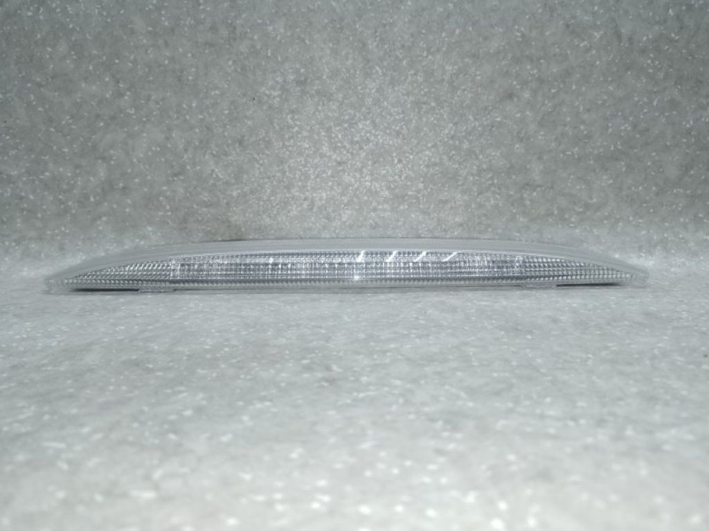 81006-47030 | Стоп сигнал TOYOTA PRIUS 16-