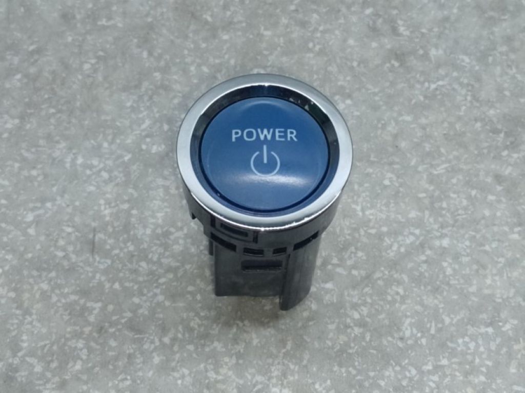 89611-30142 | Кнопка старт-стоп TOYOTA PRIUS 16-