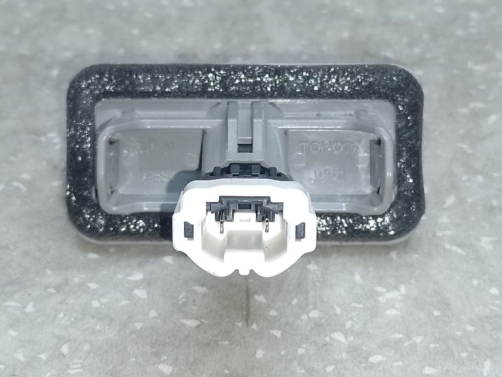 81270-33110 | Подсветка номера TOYOTA PRIUS 16- - Фото 3