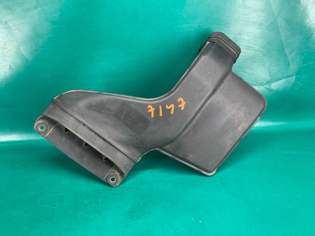 28210-4R100 | Повітрозабірник HYUNDAI SONATA YF 10-14