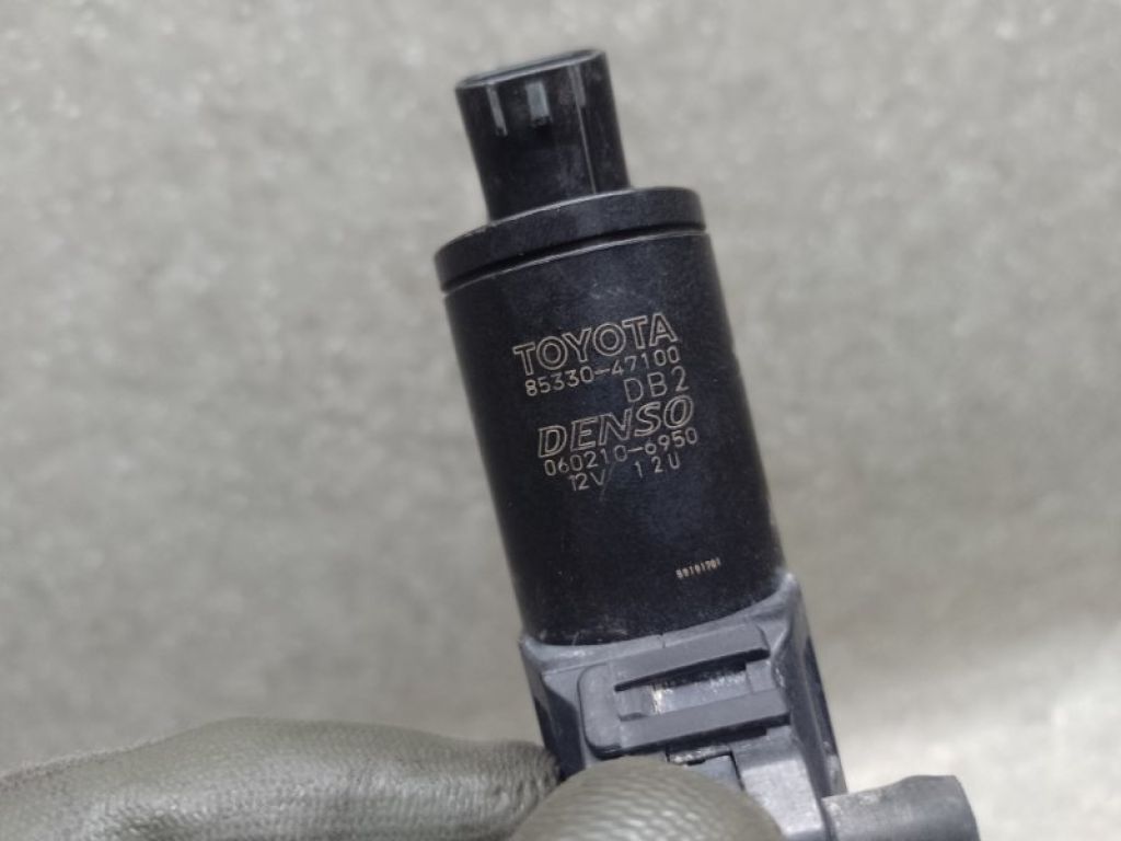 85330-47100 | Насос омывателя стекла передн. TOYOTA PRIUS 16- - Фото 4