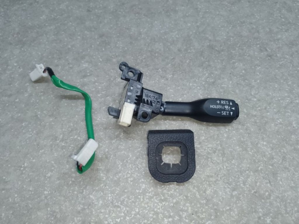 84632-47010 | Переключатель круиз-контроля TOYOTA PRIUS 16-