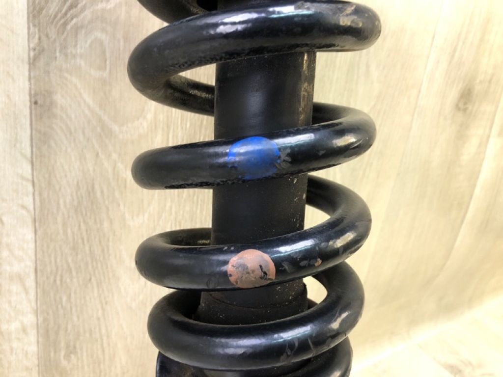 4851009L81 | Амортизатор передн. прав. TOYOTA TACOMA 05-15 - Фото 3