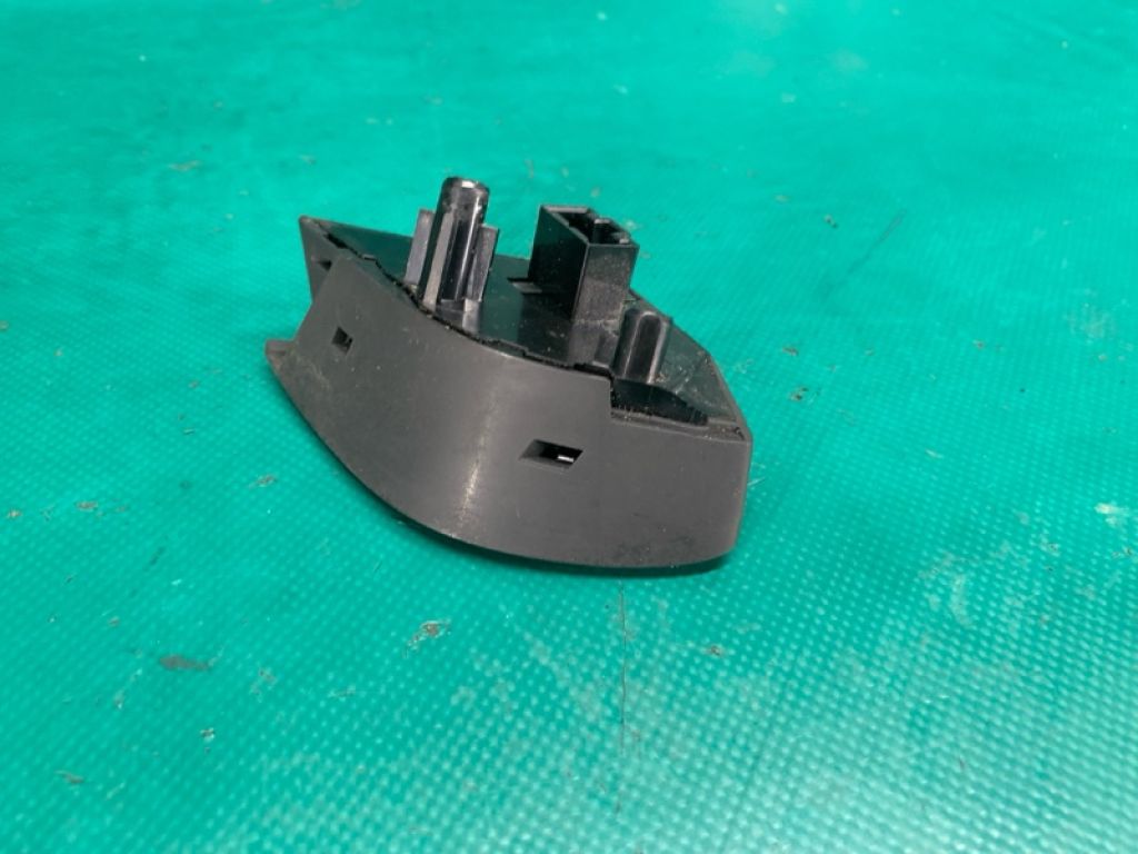 96700-3S000RY | Кнопки руля лів. HYUNDAI SONATA YF 10-14 - Фото 3