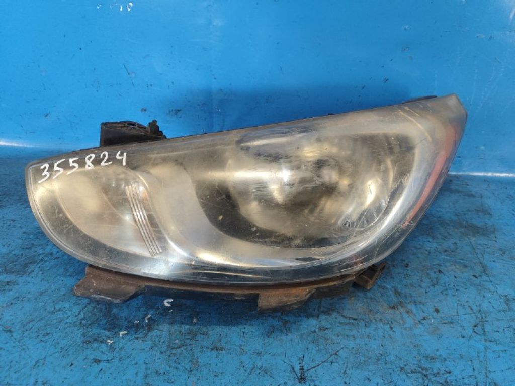 92101-1R010 | Фара лів. HYUNDAI ACCENT RB 10-